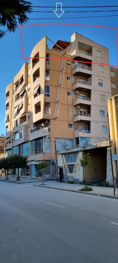 Luis Penthouse Apartman Berat Kültér fotó