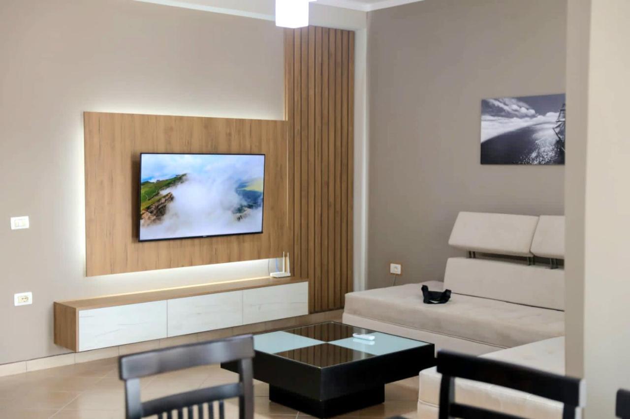 Luis Penthouse Apartman Berat Kültér fotó