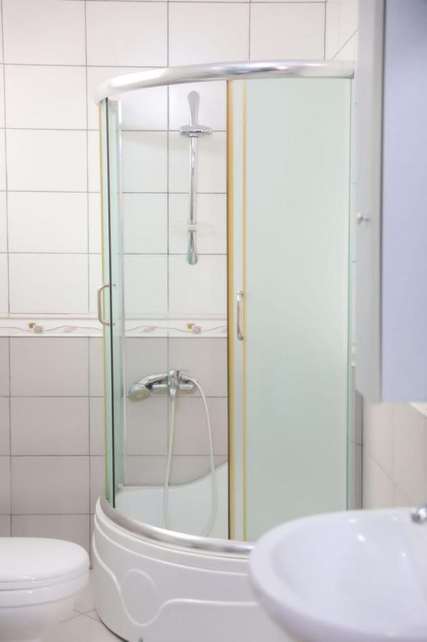 Luis Penthouse Apartman Berat Kültér fotó