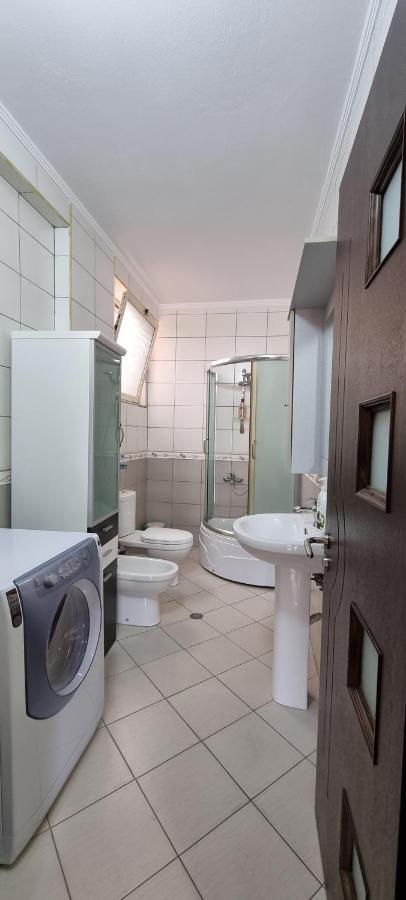 Luis Penthouse Apartman Berat Kültér fotó