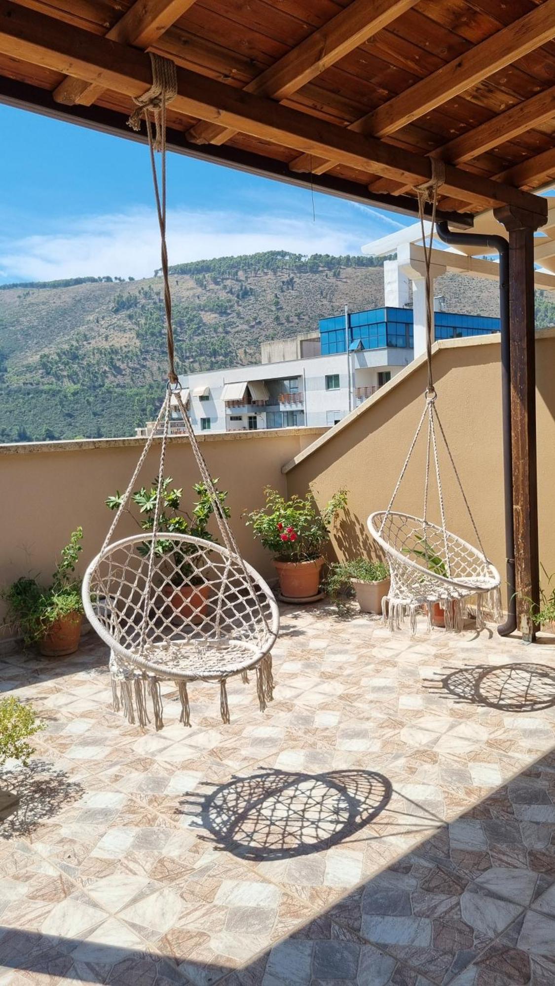 Luis Penthouse Apartman Berat Kültér fotó